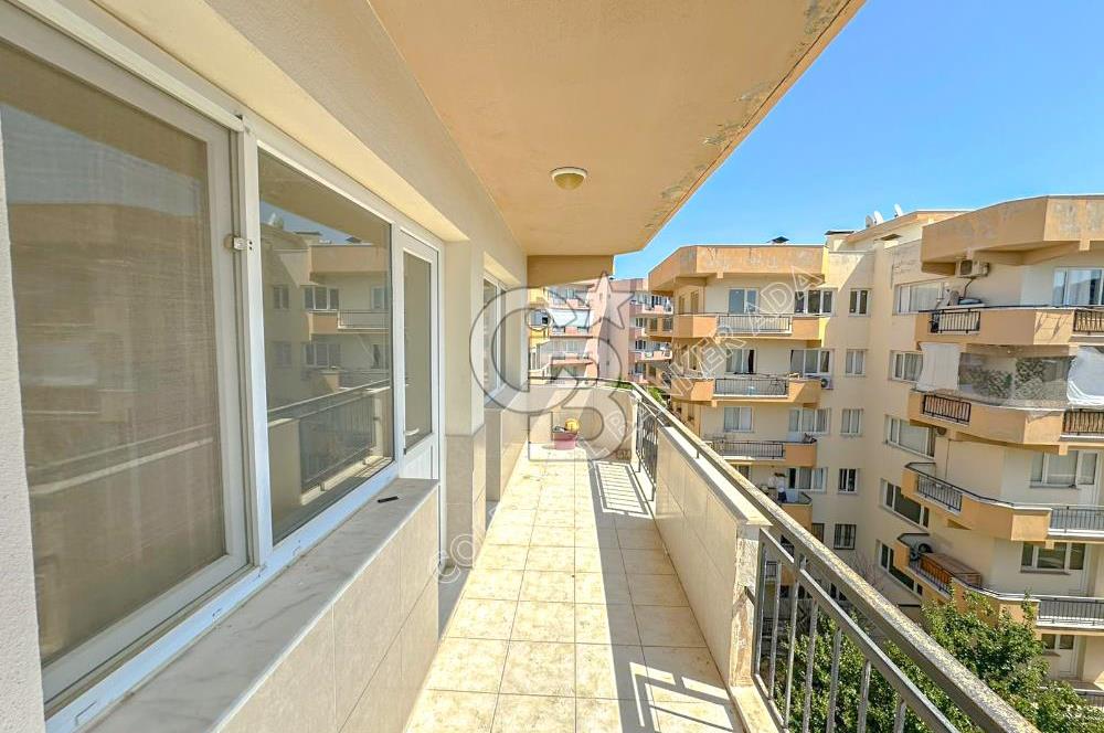 Kuşadası İkiçeşmelik te deniz manzaralı kiralık 2+1 daire