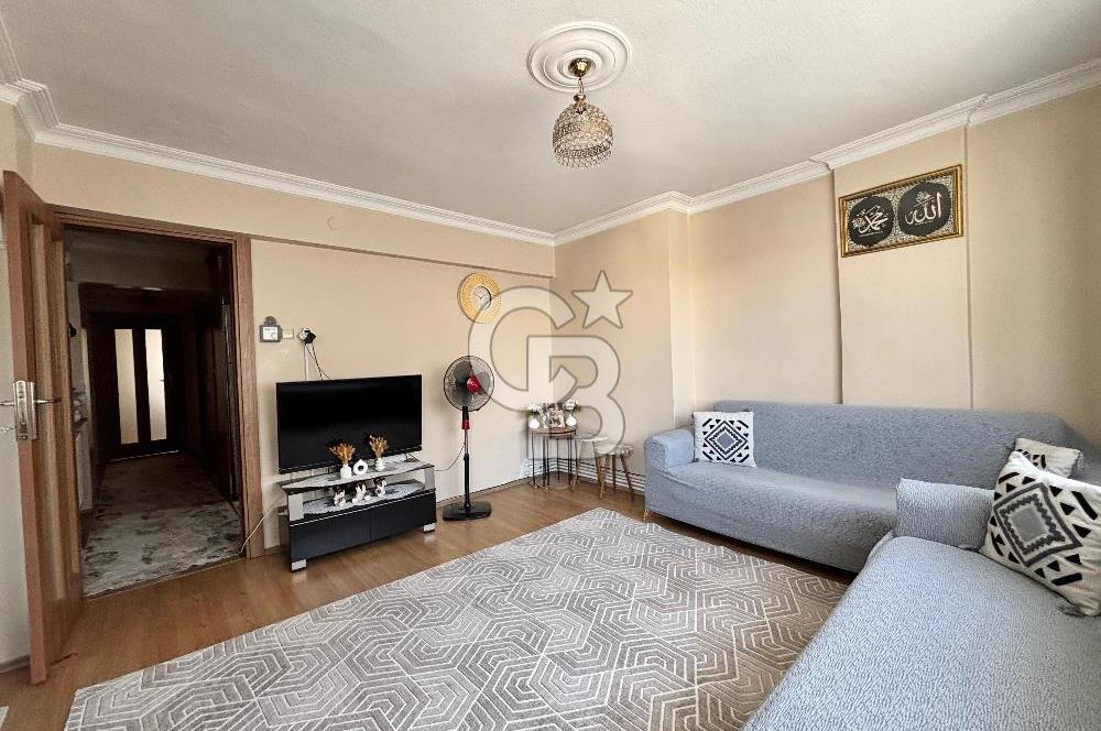 Şehzadeler Ege Mh. Merkezi Konumda Bakımlı 2+1 Satılık Daire  