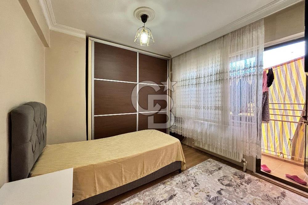 Şehzadeler Ege Mh. Merkezi Konumda Bakımlı 2+1 Satılık Daire  