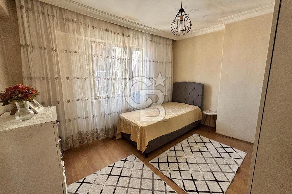 Şehzadeler Ege Mh. Merkezi Konumda Bakımlı 2+1 Satılık Daire  