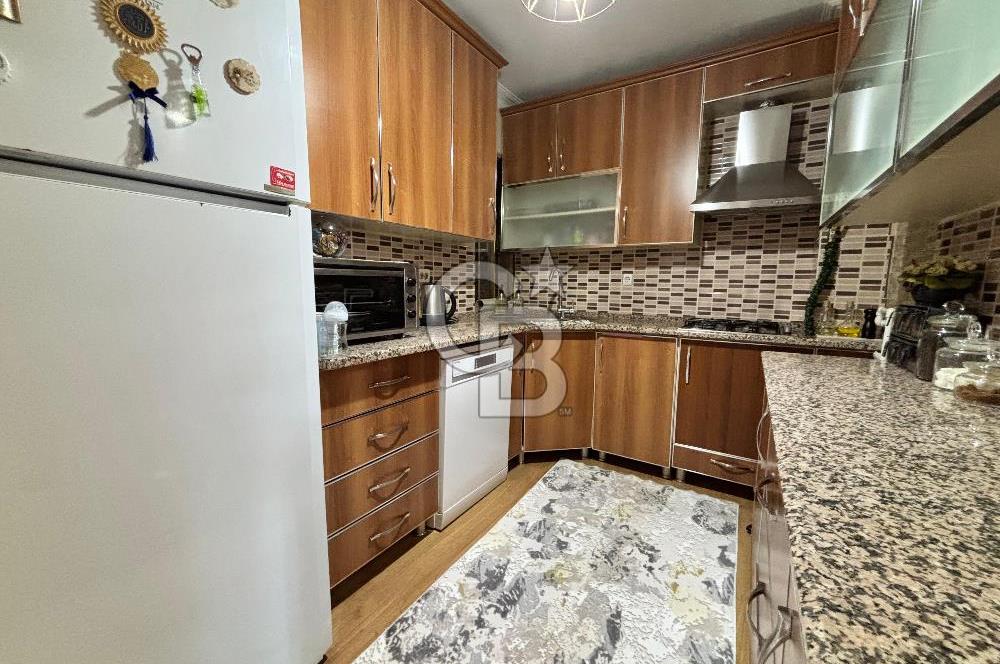 Şehzadeler Ege Mh. Merkezi Konumda Bakımlı 2+1 Satılık Daire  