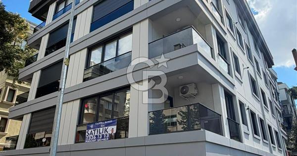Üsküdar Acıbadem'de Sıfır Binada 3+1 Boş Satılık Daire - 371727