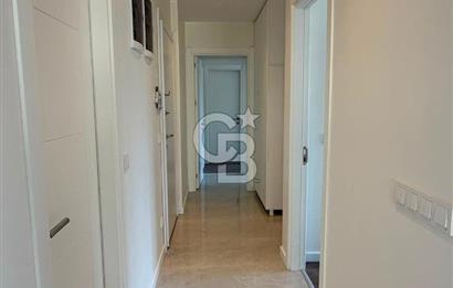 Üsküdar Acıbadem'de Sıfır Binada 3+1 Boş Satılık Daire