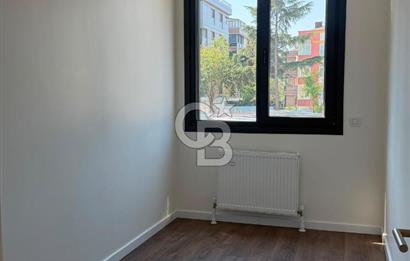Üsküdar Acıbadem'de Sıfır Binada 3+1 Boş Satılık Daire