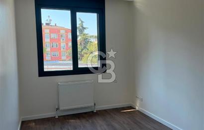 Üsküdar Acıbadem'de Sıfır Binada 3+1 Boş Satılık Daire