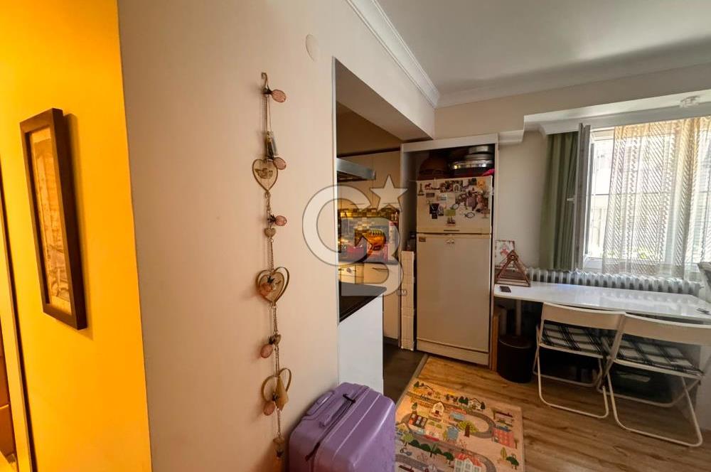 ALSANCAK'TA 26 AĞUSTOS KAPISI KARŞISI 1+1 FULL EŞYALI 65m2 KİRALIK DAİRE