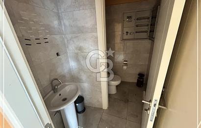 KURUÇEŞME'DE ANAYOL ÜZERİNDE TABELA DEĞERİ YÜKSEK KİRALIK İŞYERİ