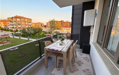 Ayvalık Altınova'da Havuzlu Site İçerisinde 1+1 Satılık Daire