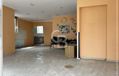 KURUÇEŞME'DE ANAYOL ÜZERİNDE TABELA DEĞERİ YÜKSEK KİRALIK İŞYERİ