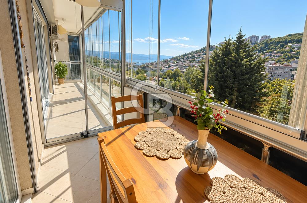 ANIT PARK SİTESİNDE 135 M² NET, GENİŞ BALKONLU 3+1 