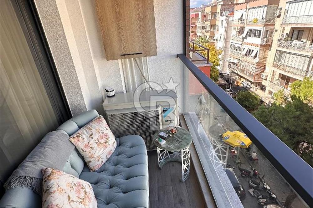 Bostanlı Gurme Sokak ta Kiralık 4+1 Dubleks Daire