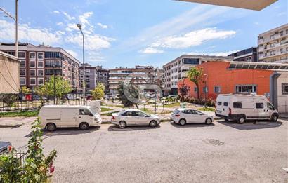 KARŞIYAKA ŞEMİKLER PARK CEPHELİ EŞYALI KİRALIK 2+1 DAİRE