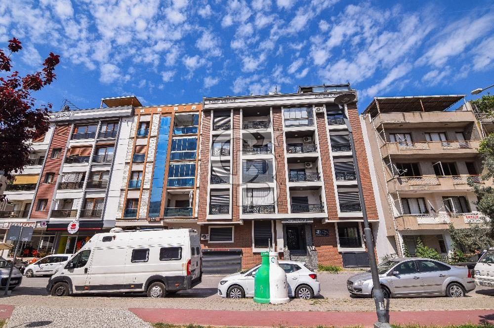 KARŞIYAKA ŞEMİKLER PARK CEPHELİ EŞYALI KİRALIK 2+1 DAİRE