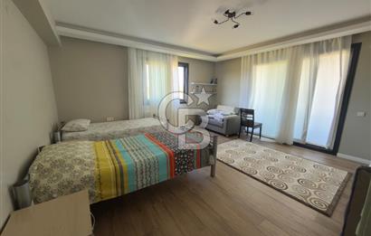 Urla İçmeler Tam Müstakil 6+1 Kiralık Villa