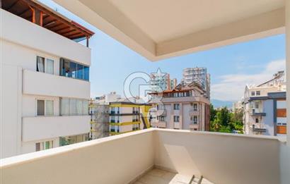 Konyaaltı Uncalı'da Havuz Manzaralı Satılık 2+1 Daire