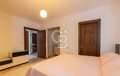 Konyaaltı Uncalı'da Havuz Manzaralı Satılık 2+1 Daire
