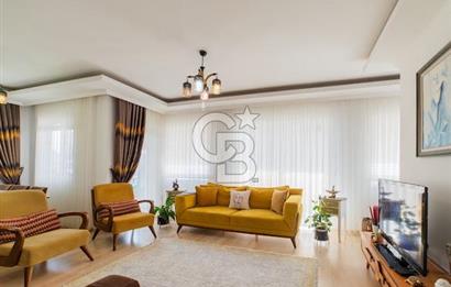 Konyaaltı Uncalı'da Havuz Manzaralı Satılık 2+1 Daire