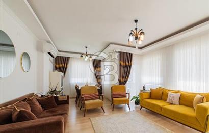 Konyaaltı Uncalı'da Havuz Manzaralı Satılık 2+1 Daire