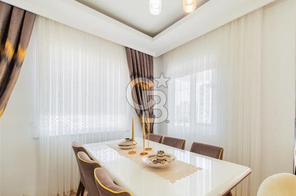 Konyaaltı Uncalı'da Havuz Manzaralı Satılık 2+1 Daire