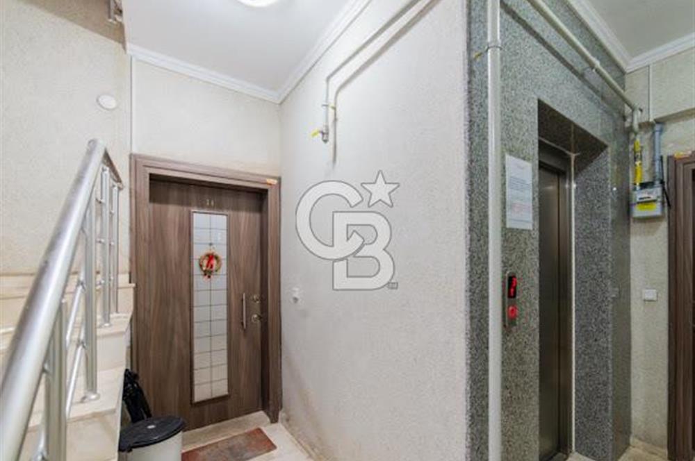 Konyaaltı Uncalı'da Havuz Manzaralı Satılık 2+1 Daire