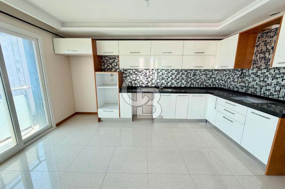 Barış Manço Bulvarı Üzeri,İyi Konum 160m² Net,Geniş 4+1 Kiralık