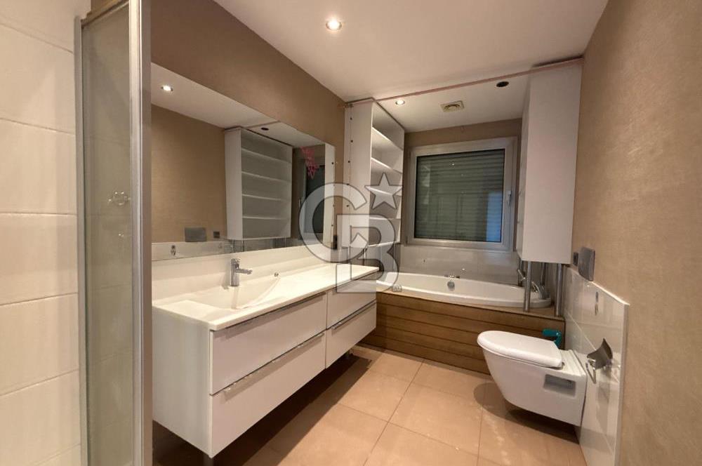 ÇENGELKÖY MESA 2011'DE 282 m²  5+2 ÇATI DUBLEKS 