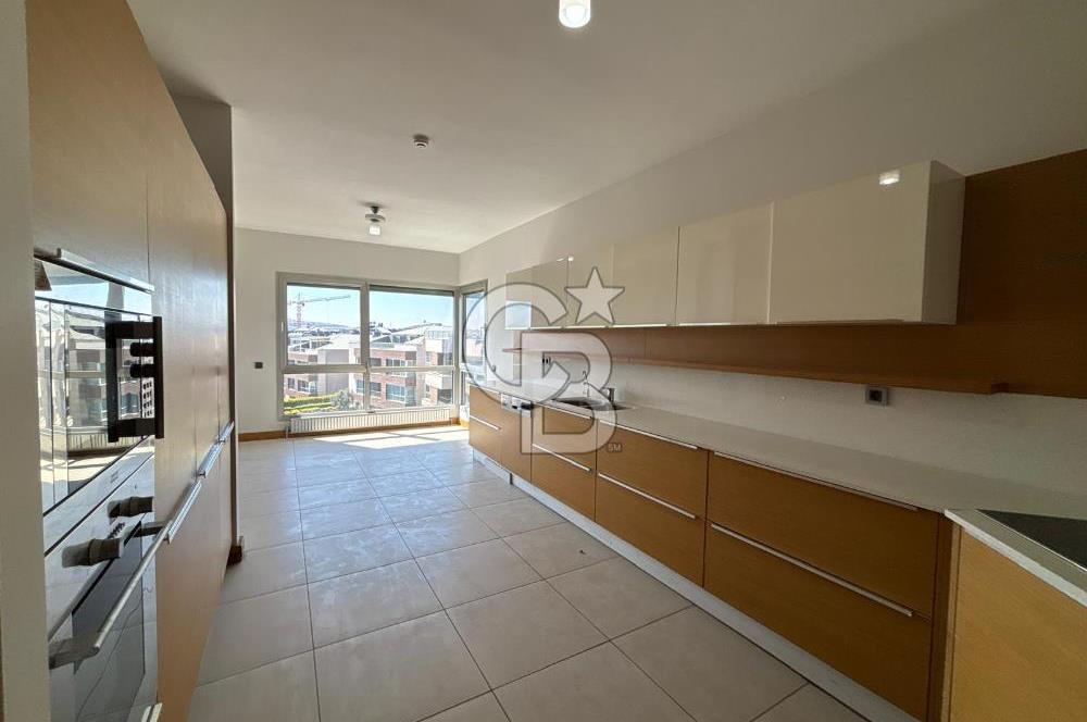 ÇENGELKÖY MESA 2011'DE 282 m²  5+2 ÇATI DUBLEKS 