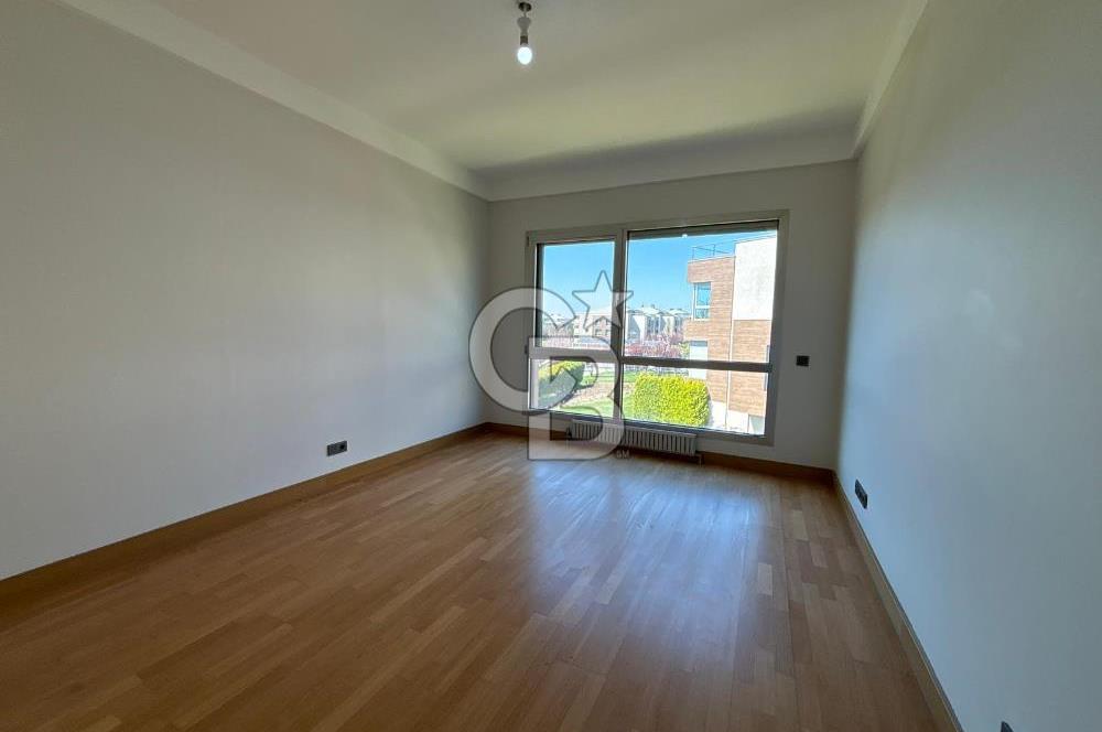 ÇENGELKÖY MESA 2011'DE 282 m²  5+2 ÇATI DUBLEKS 