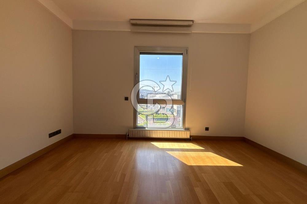 ÇENGELKÖY MESA 2011'DE 282 m²  5+2 ÇATI DUBLEKS 