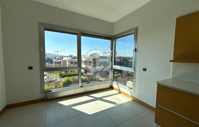 ÇENGELKÖY MESA 2011'DE 282 m²  5+2 ÇATI DUBLEKS 