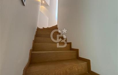 ÇENGELKÖY MESA 2011'DE 282 m²  5+2 ÇATI DUBLEKS 