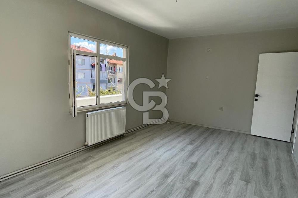 YALOVA MERKEZ'DE HER YERE YÜRÜME MESAFESİNDE 2+1 SATILIK DAİRE