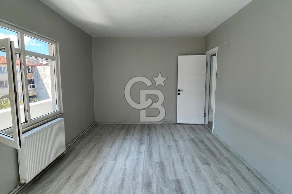 YALOVA MERKEZ'DE HER YERE YÜRÜME MESAFESİNDE 2+1 SATILIK DAİRE
