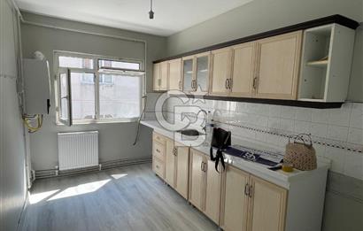 YALOVA MERKEZ'DE HER YERE YÜRÜME MESAFESİNDE 2+1 SATILIK DAİRE