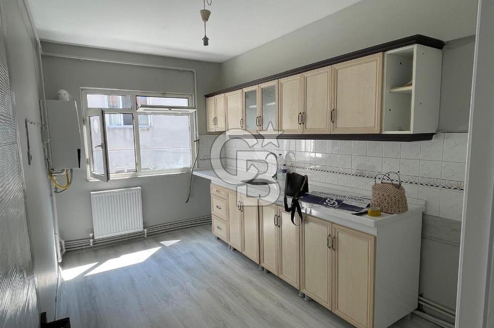 YALOVA MERKEZ'DE HER YERE YÜRÜME MESAFESİNDE 2+1 SATILIK DAİRE