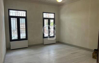 Ortaköyde merkezi denize yakın iş yeri/ofise uygun komple bina