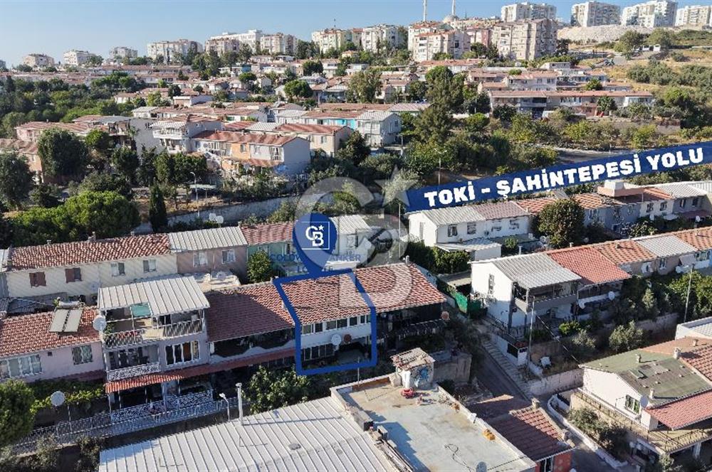 Buca Murathan'da Önü Açık Tadilatlı Bahçeli Manzaralı Dubleks