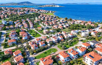GENİŞ BAHÇELİ OTOPARKLI 4,5+1 DUBLEKS VİLLA
