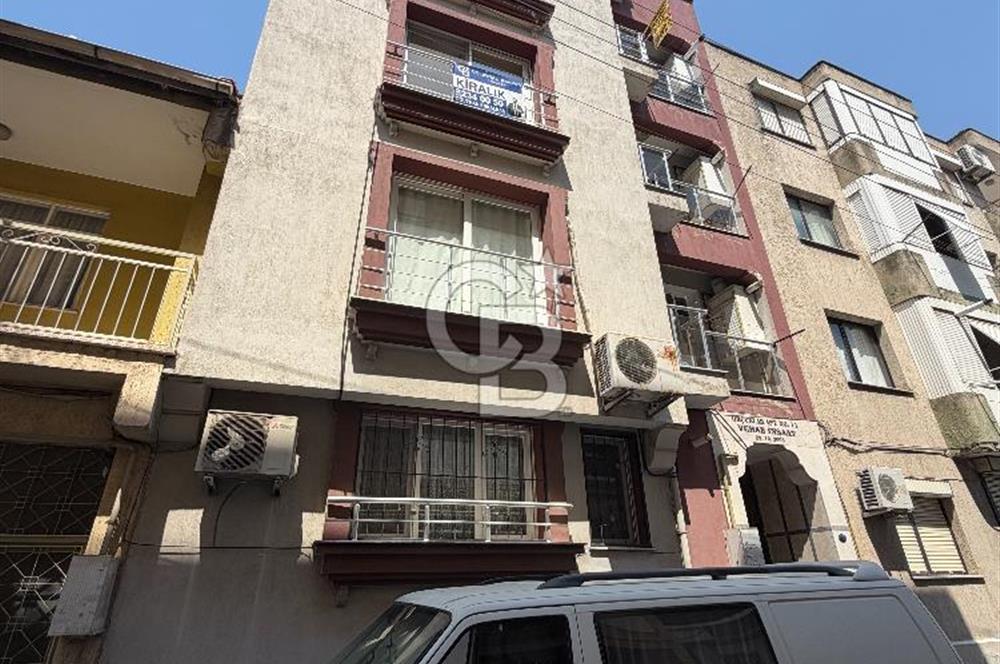 Bozyaka Hastanesi Yanı Ara Kat Çift Cephe 3+1 Doğalgazlı Daire