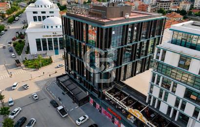 ÇUBUK TİCARET MERKEZİNDE PRESTİJLİ LOKASYONDA HAZIR İŞ YERİ