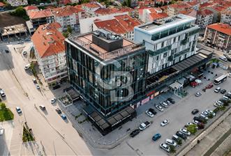ÇUBUK TİCARET MERKEZİNDE PRESTİJLİ LOKASYONDA HAZIR İŞ YERİ - 1 - 371851