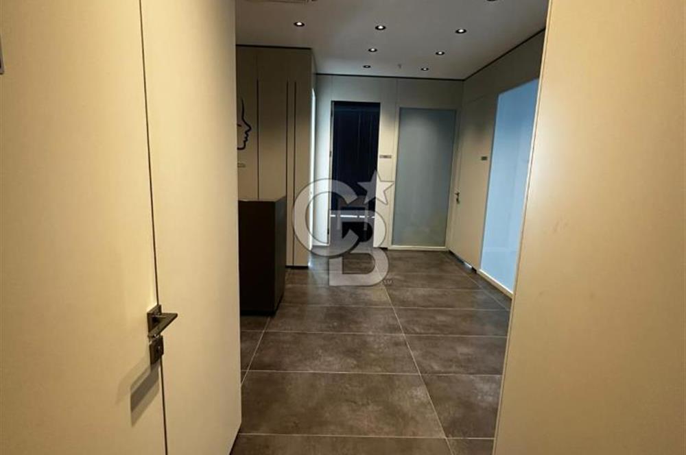 ÇUBUK TİCARET MERKEZİNDE PRESTİJLİ LOKASYONDA HAZIR İŞ YERİ
