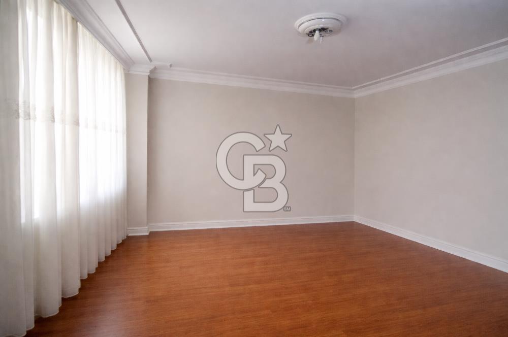 FLORYA ŞENLİKKÖY'DE SATILIK 2+1 DAİRE