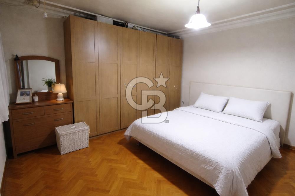 FLORYA ŞENLİKKÖY'DE SATILIK 2+1 DAİRE