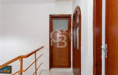 Yenifoça Donatkent'te Satılık 3+1 Deniz Manzaralı Müstakil Villa