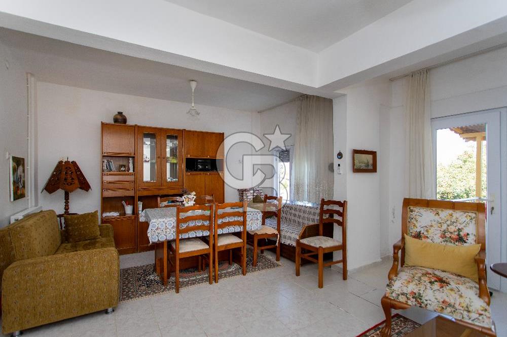 Yenifoça Donatkent'te Satılık 3+1 Deniz Manzaralı Müstakil Villa