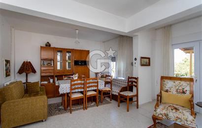 Yenifoça Donatkent'te Satılık 3+1 Deniz Manzaralı Müstakil Villa