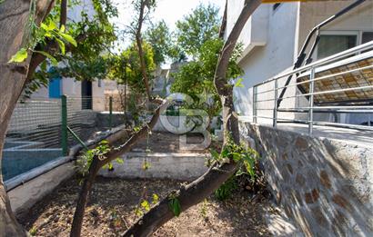 Yenifoça Donatkent'te Satılık 3+1 Deniz Manzaralı Müstakil Villa