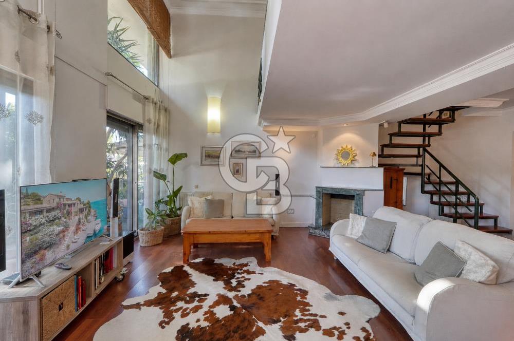 BOSTANLI DEREBOYUNDA VİLLA TADINDA SATILIK 3+1 DUBLEKS DAİRE