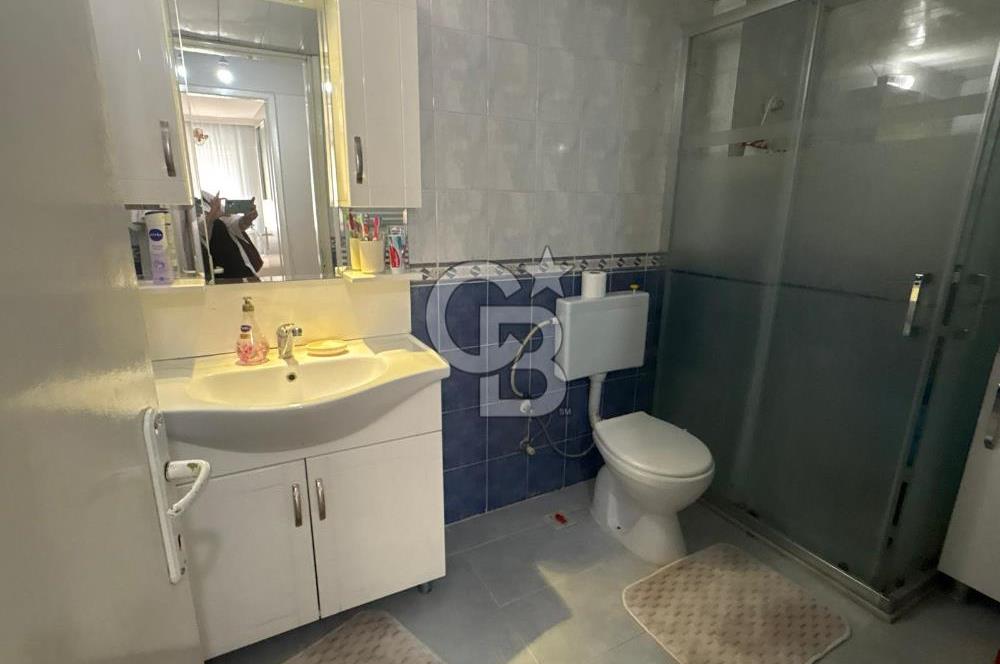 İZMİR KARŞIYAKA DEDEBAŞI'NDA MERKEZİ KONUMDA SATILIK 3+1 DAİRE